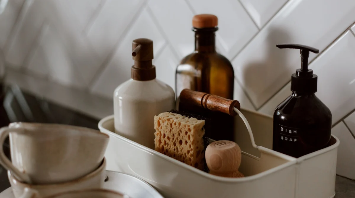 What Is the Best Home Cleaning Schedule for Busy Families?